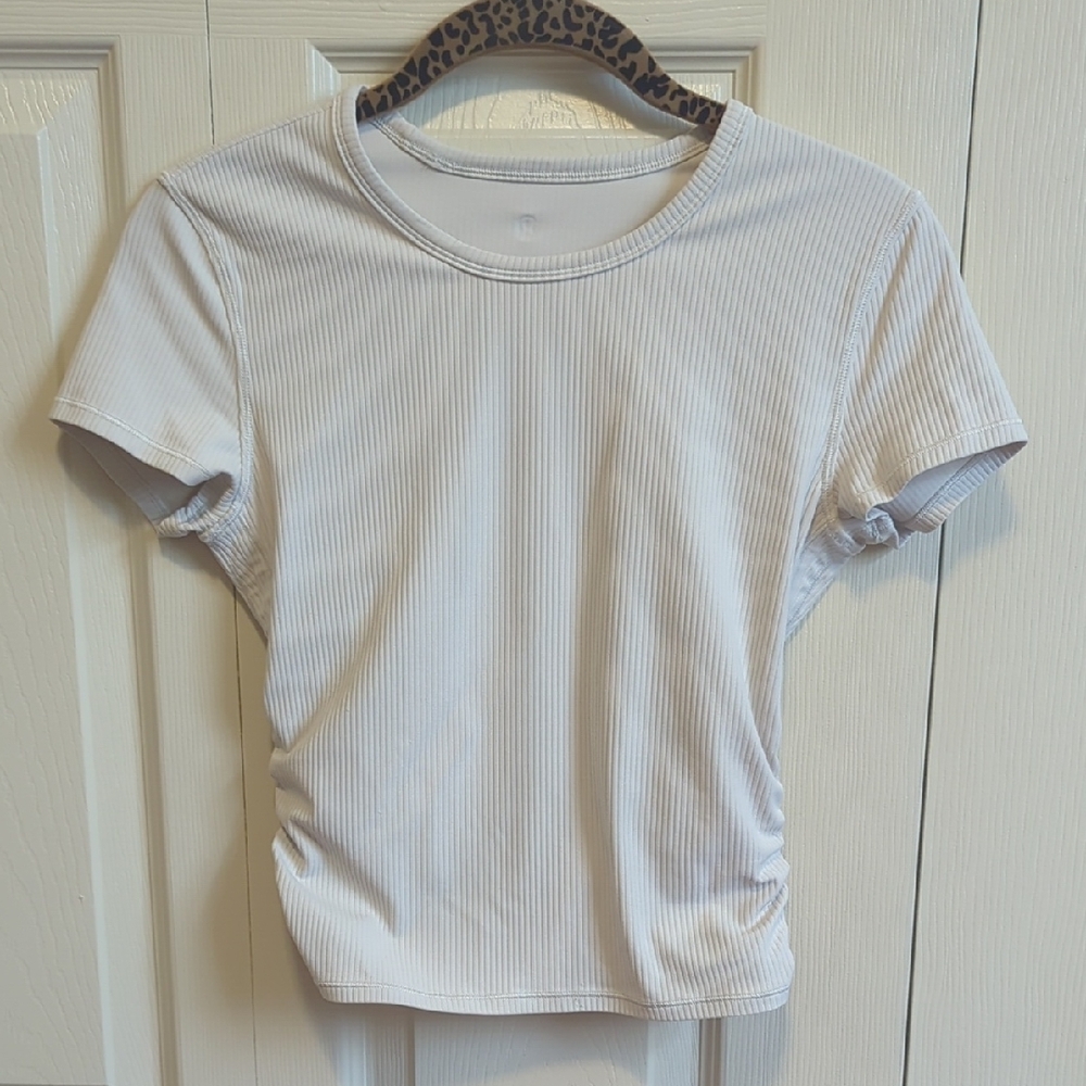 lululemon athletica Cream/Beige Ribbed Crop Top With Twist Detail - Picture 2 of 5